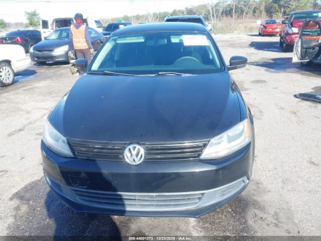 Volkswagen Jetta 2.0l S Image 6