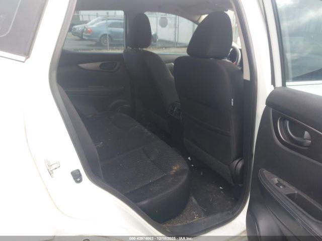 Nissan Rogue S Image 17