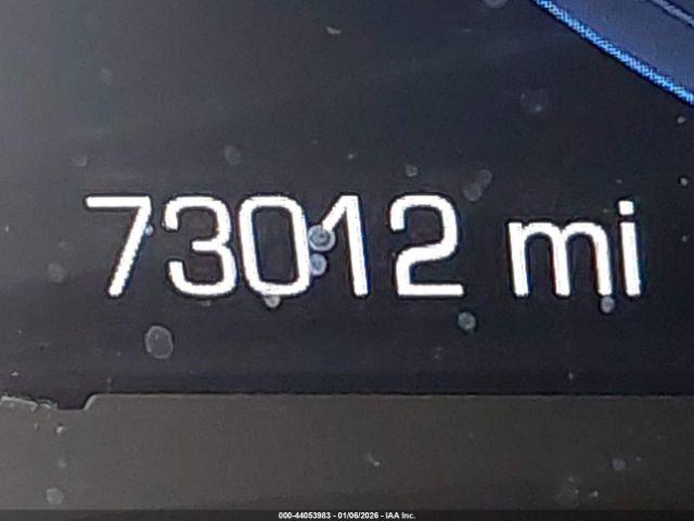 Cadillac Escalade Luxury Collection Image 16