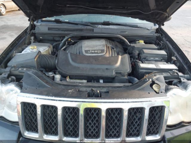 Jeep Grand Cherokee Overland Image 6