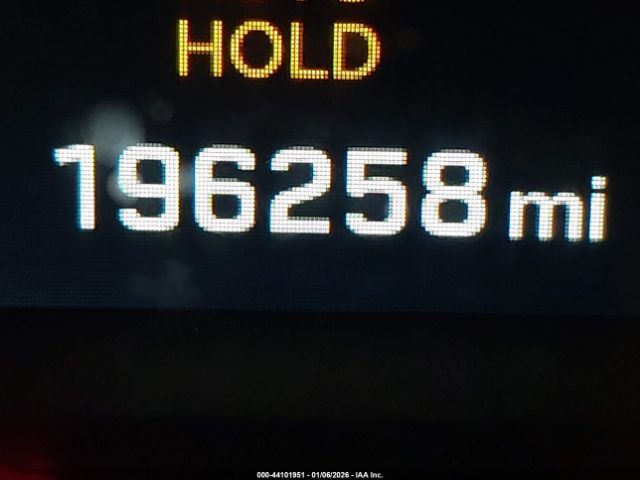 Hyundai Genesis 3.8 Image 9