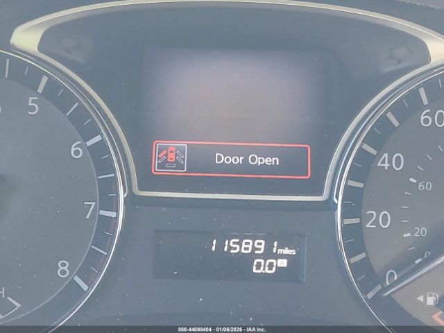 Nissan Pathfinder Platinum Image 6