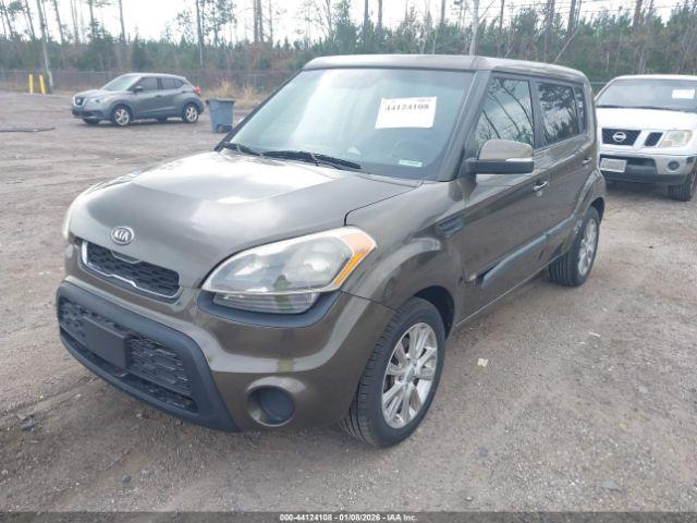 Kia Soul + Image 9