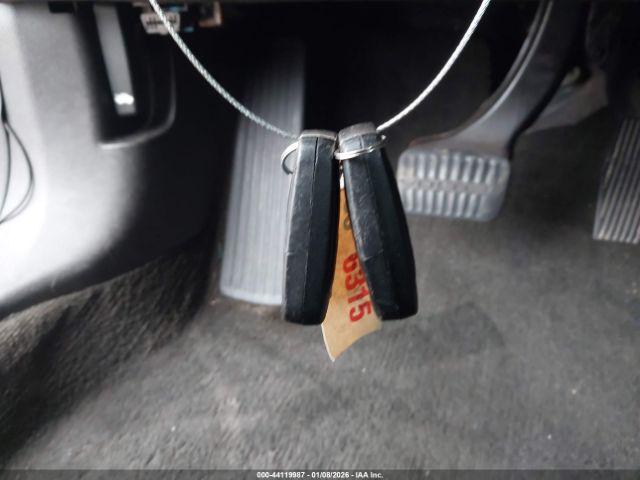 Chevrolet Volt Image 14