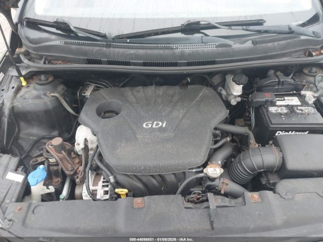 Hyundai ACCENT Gls Image 9