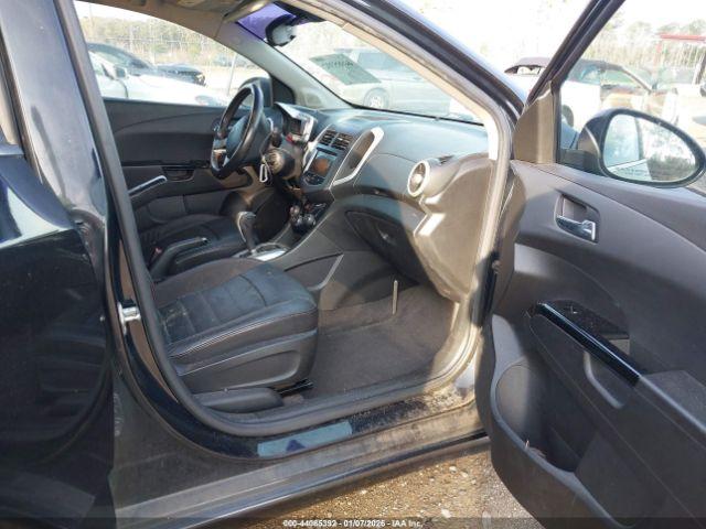 Chevrolet Sonic Rs Auto Image 2