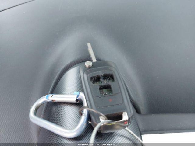 Chevrolet Sonic Rs Auto Image 8