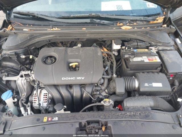 Hyundai ELANTRA Value Edition Image 6