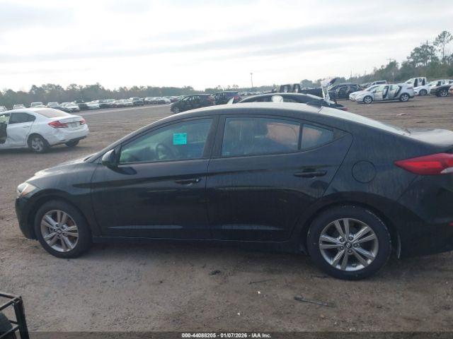 Hyundai ELANTRA Value Edition Image 14