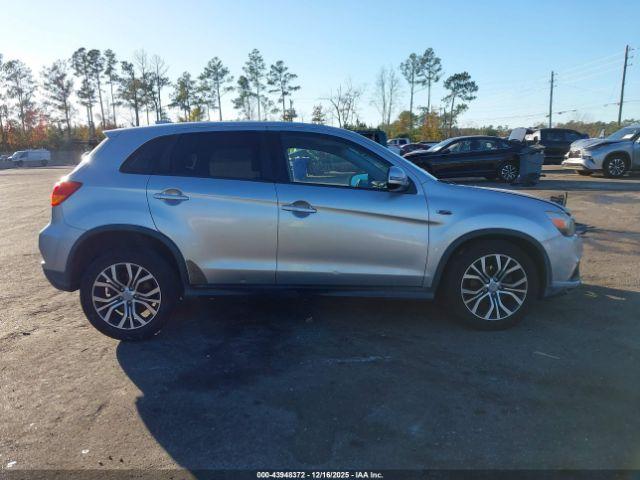 Mitsubishi Outlander 2.0 Es Image 13