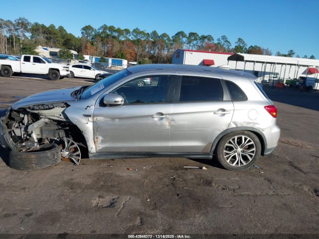 Mitsubishi Outlander 2.0 Es Image 12