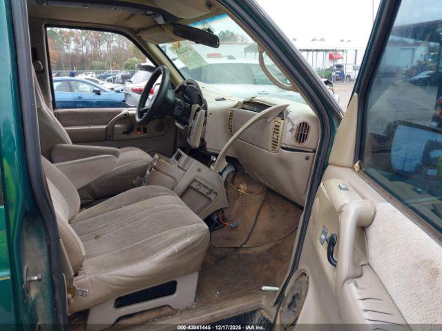 Chevrolet Astro Image 5