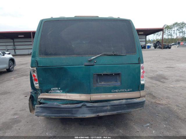 Chevrolet Astro Image 14