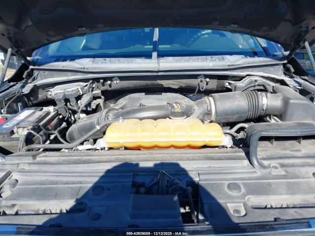 Ford F-150 Lariat Image 2