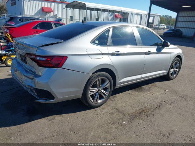 Volkswagen Jetta 1.5t Se Image 9