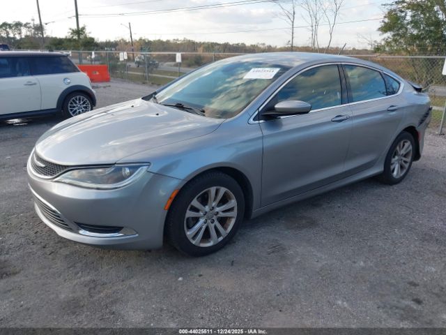 Chrysler 200 Limited Image 6