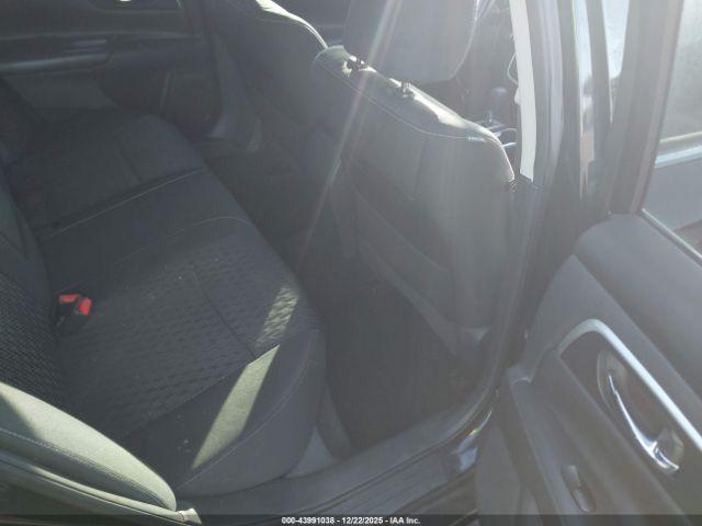 Nissan Altima 2.5 Sv Image 14