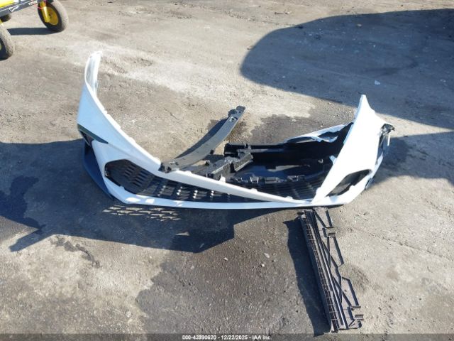 Toyota Camry Se Image 15