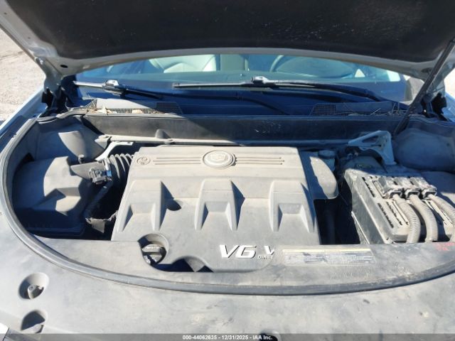 Cadillac SRX Standard Image 8