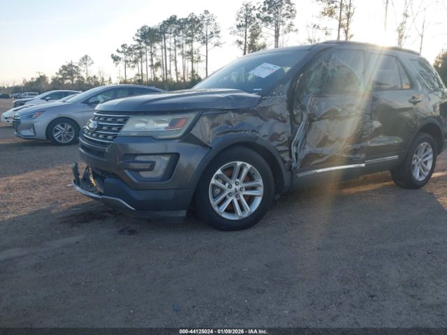 Ford Explorer Xlt Image 2