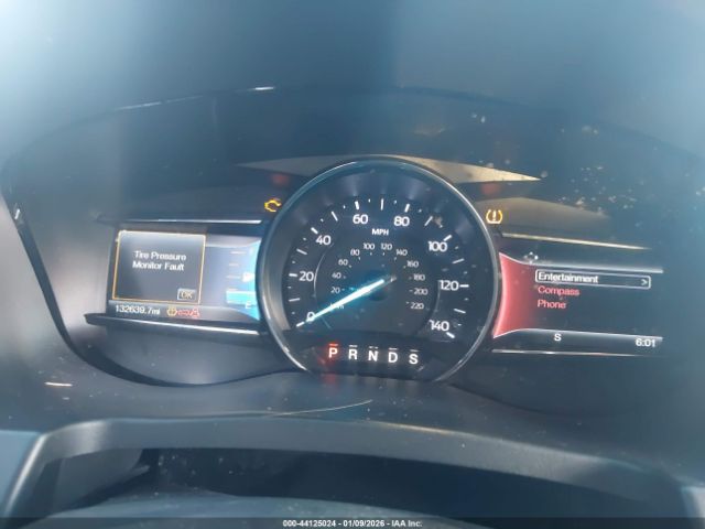 Ford Explorer Xlt Image 5