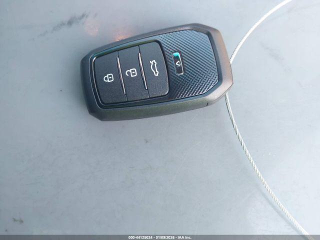 Ford Explorer Xlt Image 11