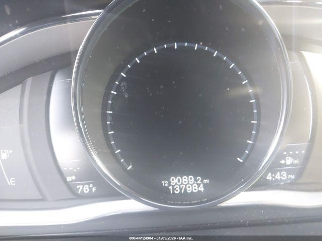 Volvo V60 T5 Premier Image 12