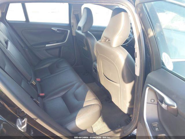 Volvo V60 T5 Premier Image 5