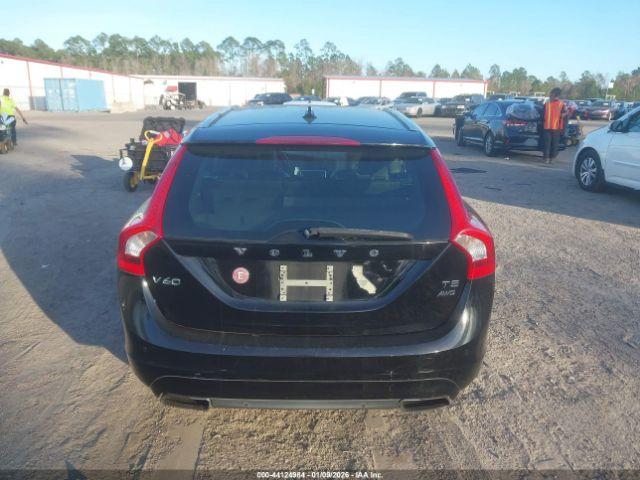 Volvo V60 T5 Premier Image 15