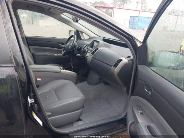 Toyota Prius Touring Image 2