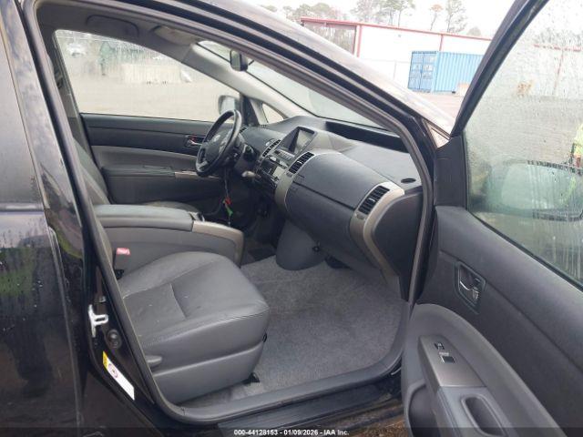 Toyota Prius Touring Image 2