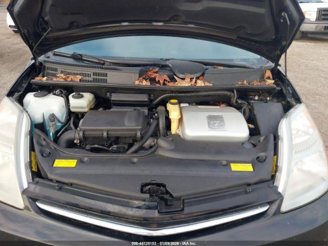 Toyota Prius Touring Image 10