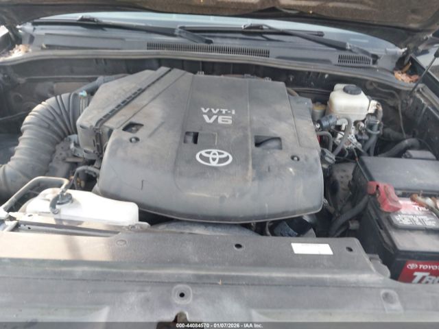 Toyota 4Runner Sr5 V6 Image 11