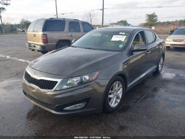 Kia Optima Lx Image 2