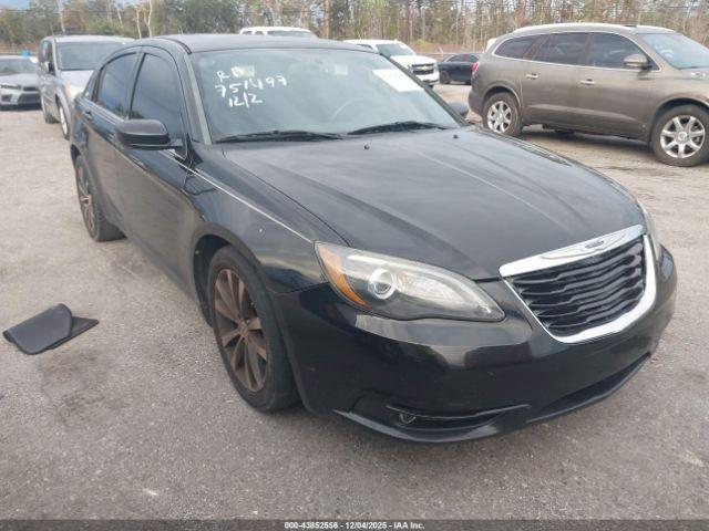  Salvage Chrysler 200