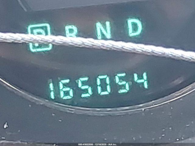 Chrysler 200 Limited Image 9