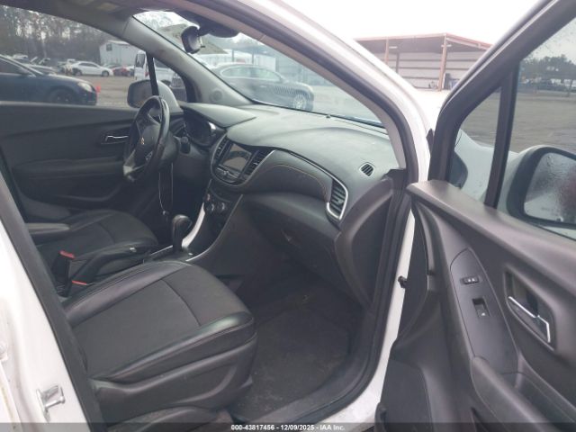 Chevrolet Trax Lt Image 7